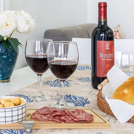 Italian Experience-la Rondine アパート *